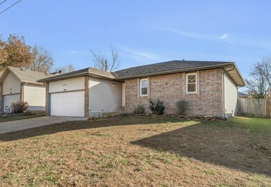 1018 E Snider-3