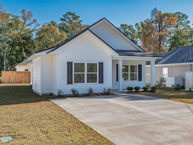 73 W F Magers Rd, Crawfordville, FL 32327 - photo 2