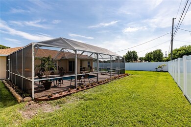 Great backyard for kids or pets