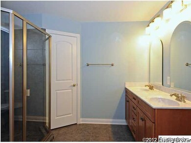 607 Sunray Dr, Shepherdsville, KY 40165 - photo 6