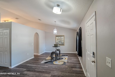 12010 Mission Creek Ln, Jacksonville, FL 32218 - photo 5