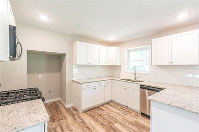 216 Kennan St, Prairie Grove, AR 72753 - photo 6