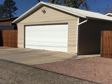 Detached Double Garage w/Alley Access