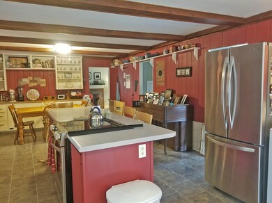 107 Vt Route 30, Newfane, VT 05345 - photo 4