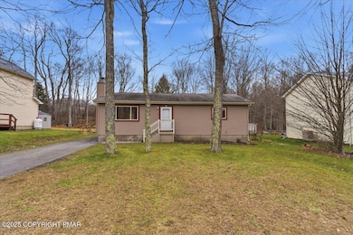 1120 Trapper Ln, Pocono Summit, PA 18346 - photo 2
