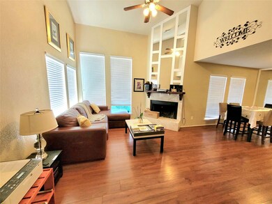 7867 Green Lawn Dr unit 7867, Houston, TX 77088 - photo 4