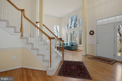 9935 Bickley Ct, Vienna, VA 22181 - photo 5