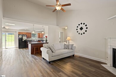 5 Calalla Ct, Taylors, SC 29687 - photo 3