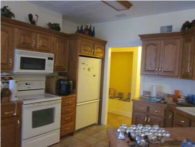 690 Barbara Sue Ln, Mount Washington, KY 40047 - photo 6