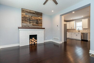 Living, Kitchen