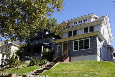 117 Ridgewood Place, Staten Island, NY 10301 - photo 2