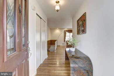 300 Valley Brook Dr, Silver Spring, MD 20904 - photo 2