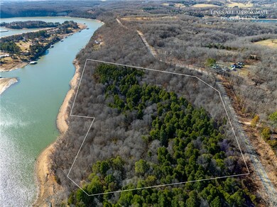 13172 Pleasure Heights Rd, Lowell, AR 72745 - photo 3