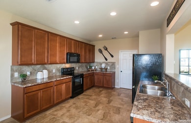 11250 Blue Feather, San Antonio, TX 78254 - photo 5