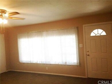 Expansive windows