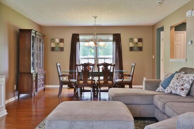 8707 Sanctuary Ln, Louisville, KY 40291 - photo 6