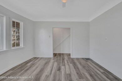 628 Prescott Ave, Scranton, PA 18510 - photo 5