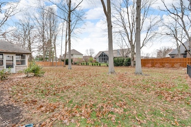 7574 Williamsburg Dr, Plainfield, IN 46168 - photo 2