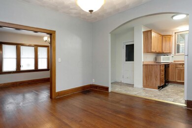 1823 Sullivant Ave-15