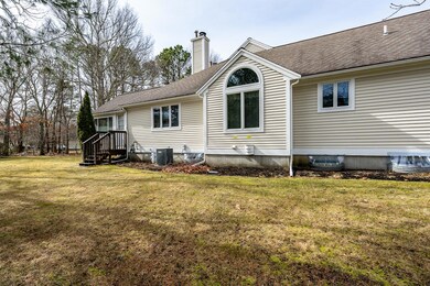 21 Windward St, Mashpee, MA 02649 - photo 3