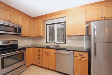 60 Cos Cob Ave unit 2, Cos Cob, CT 06807 - photo 7