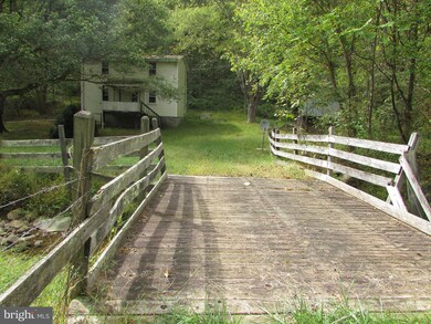 651 Gid Brown Hollow Rd, Washington, VA 22747 - photo 4