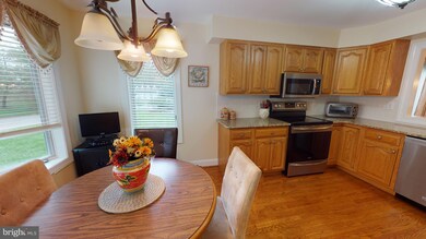 512 Beech Tree Ln, Hockessin, DE 19707 - photo 2