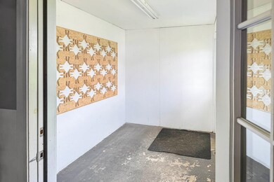 2631 N Grove St, Rutland, VT 05701 - photo 4