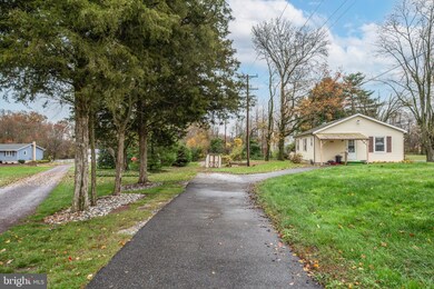 282 Woodstown Daretown Rd, Pilesgrove, NJ 08098 - photo 5