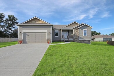 21020 W 225th St, Spring Hill, KS 66083 - photo 2