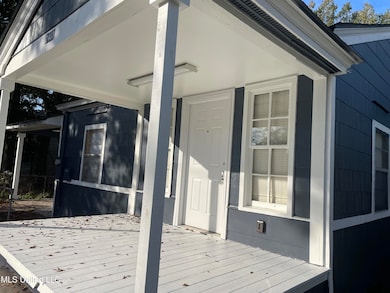 2403 9th St, Pascagoula, MS 39567 - photo 4