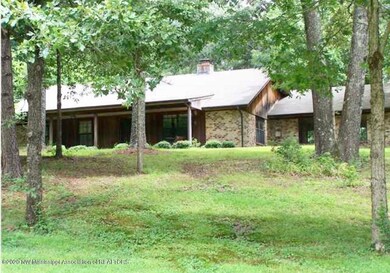 927 Green Acres Dr, Hernando, MS 38632 - photo 2