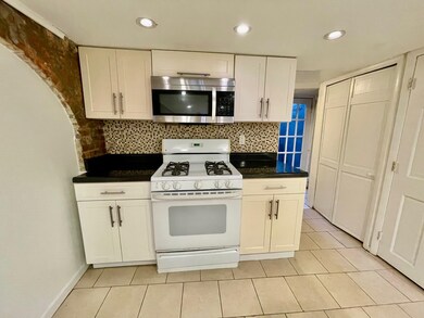 352 Varick St unit 1, Jersey City, NJ 07302 - photo 3