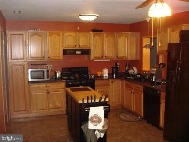 1824 Lillian Dr, Williamstown, NJ 08094 - photo 5