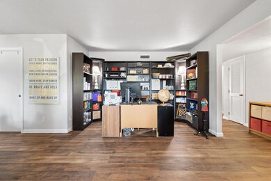 formal sitting/office