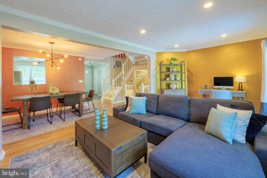 3725 Mazewood Ln, Fairfax, VA 22033 - photo 5