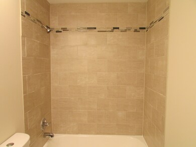 1500 N Berwick Blvd, Waukegan, IL 60085 - photo 7