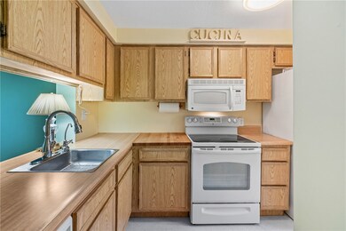 10 Shadow Dr, Pittsburgh, PA 15227 - photo 4