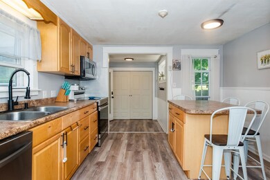 18 Harding St, Rochester, NH 03867 - photo 2