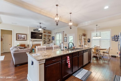 6901 Cataloochee Cove, Olive Branch, MS 38654 - photo 2