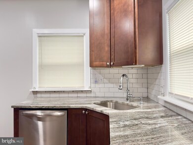 909 Somerset St, Gloucester City, NJ 08030 - photo 5