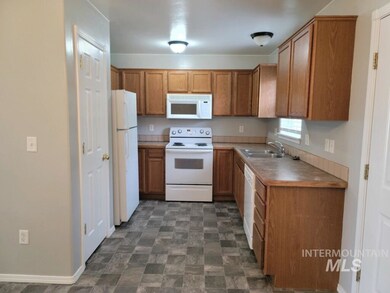 1013 21st Ave E, Jerome, ID 83338 - photo 7