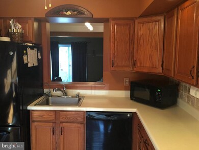 6333 Jacobs Ct, Sykesville, MD 21784 - photo 3