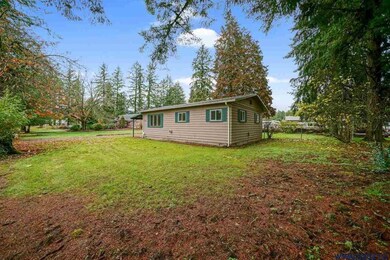 944 5th St, Lyons, OR 97358 - photo 2