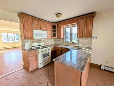 124-22 Cronston Ave, Rockaway Park, NY 11694 - photo 7