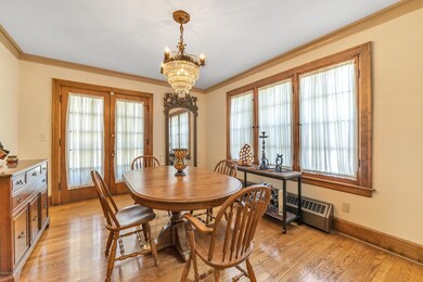 05_400EverettDrWindowStillRealEstatePhot