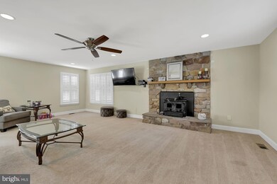 12100 Gores Mill Rd, Reisterstown, MD 21136 - photo 4