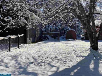 417 7th Ave NW, Chisholm, MN 55719 - photo 2