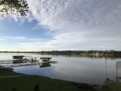 4963 Grand Ct, West Bloomfield, MI 48324 - photo 4