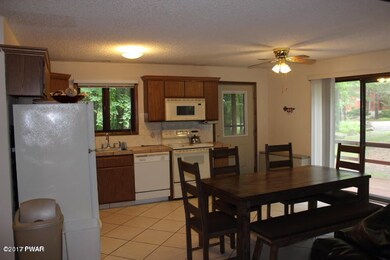 10 Lakeview Dr, Hamlin, PA 18427 - photo 4